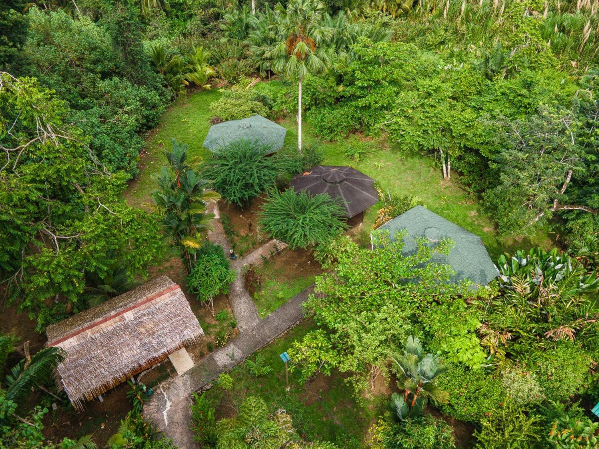 Bungalows Ache Cahuita Exterior photo