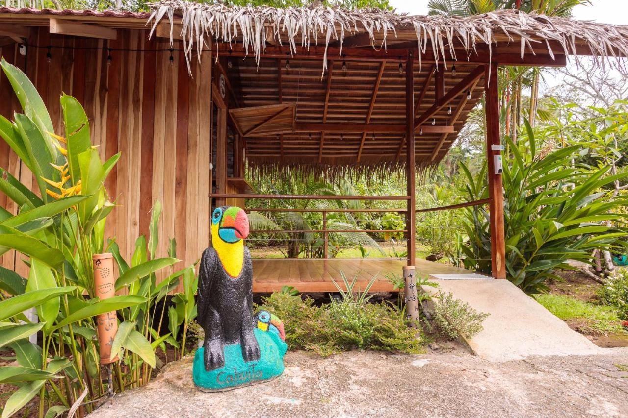 Bungalows Ache Cahuita Exterior photo