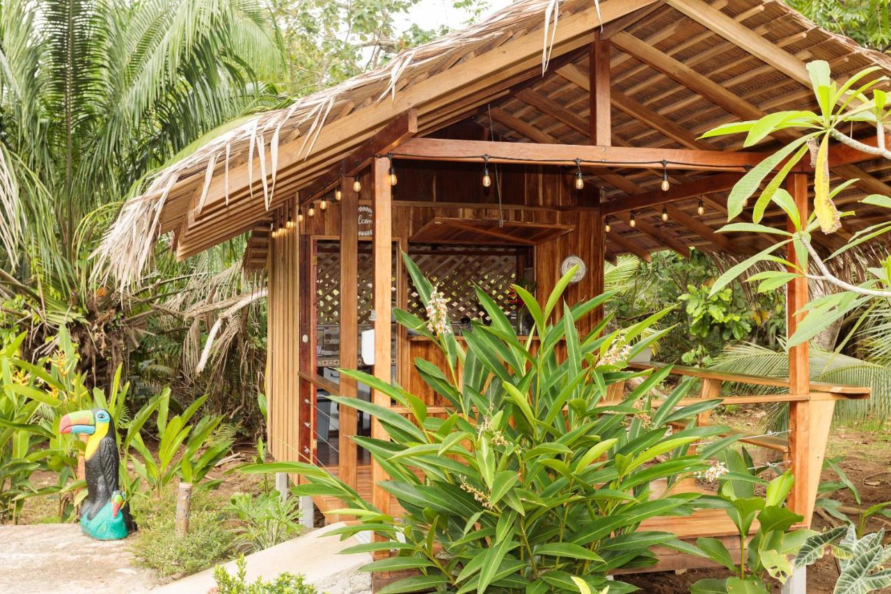 Bungalows Ache Cahuita Exterior photo